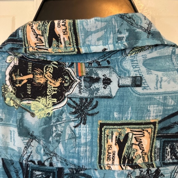 Margaritaville Men’s Hawaiian Shirt, size medium tropical 🏝️ blue floral - Picture 6 of 12
